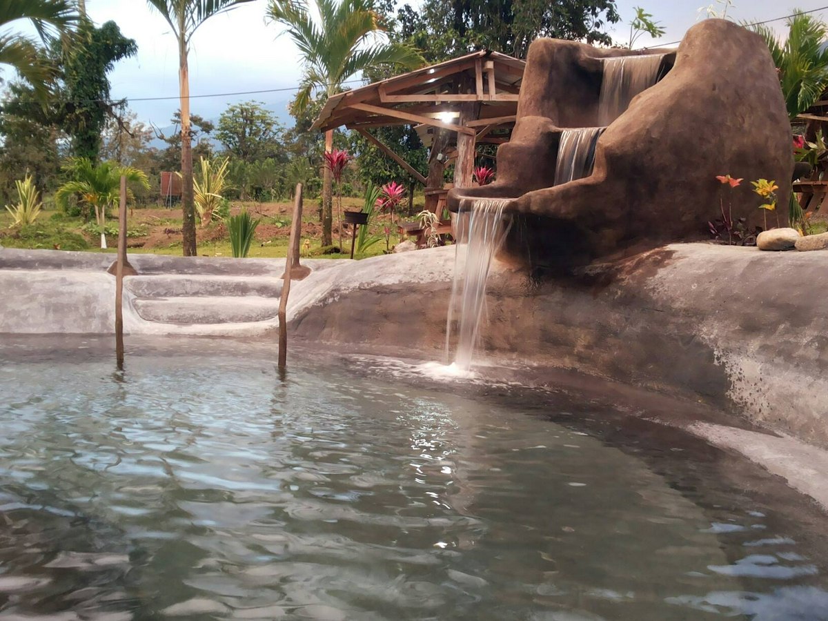 Termalitas del Arenal hot springs Costa Rica