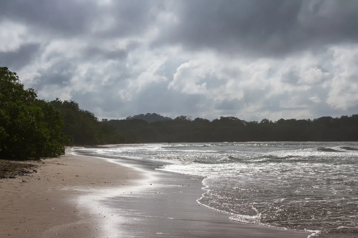 Langosta Beach on a cloudy day