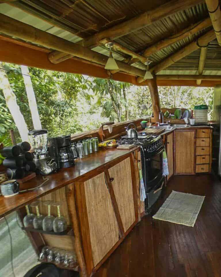 10 BEST Treehouse Hotels in Costa Rica (for all budgets!)