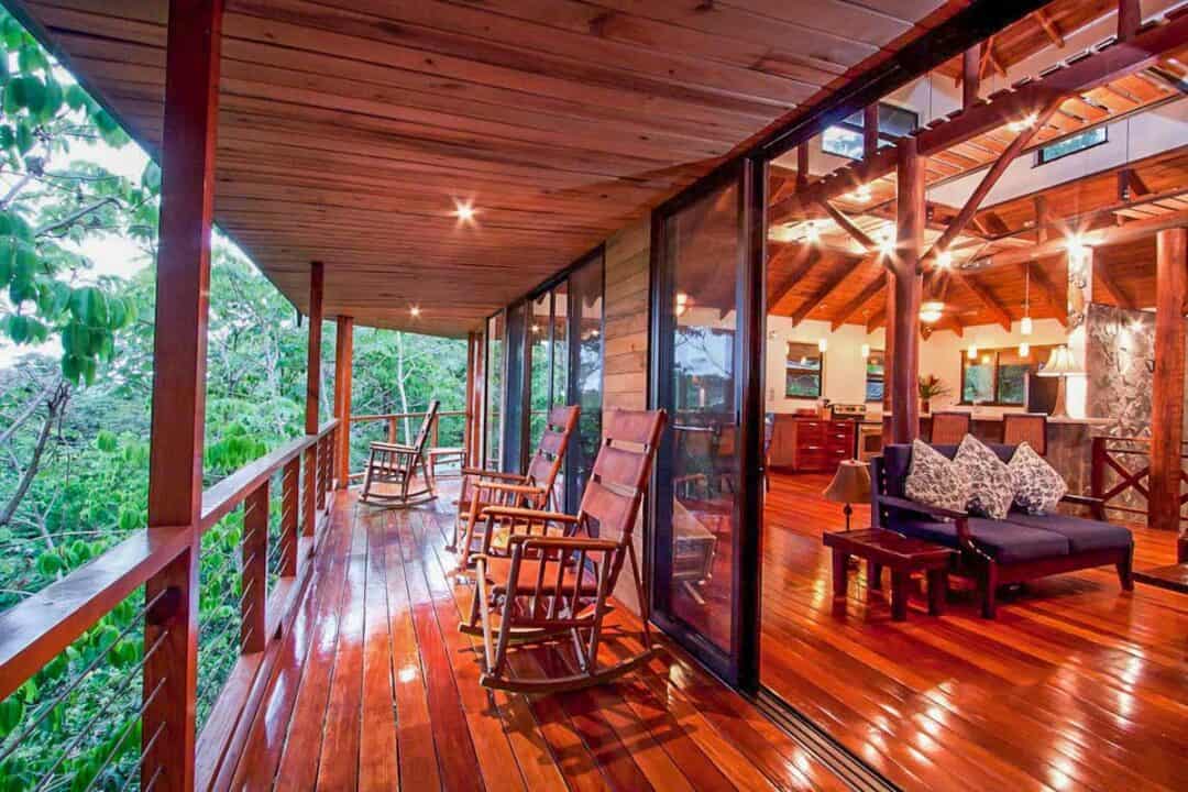 10 BEST Treehouse Hotels in Costa Rica (for all budgets!)
