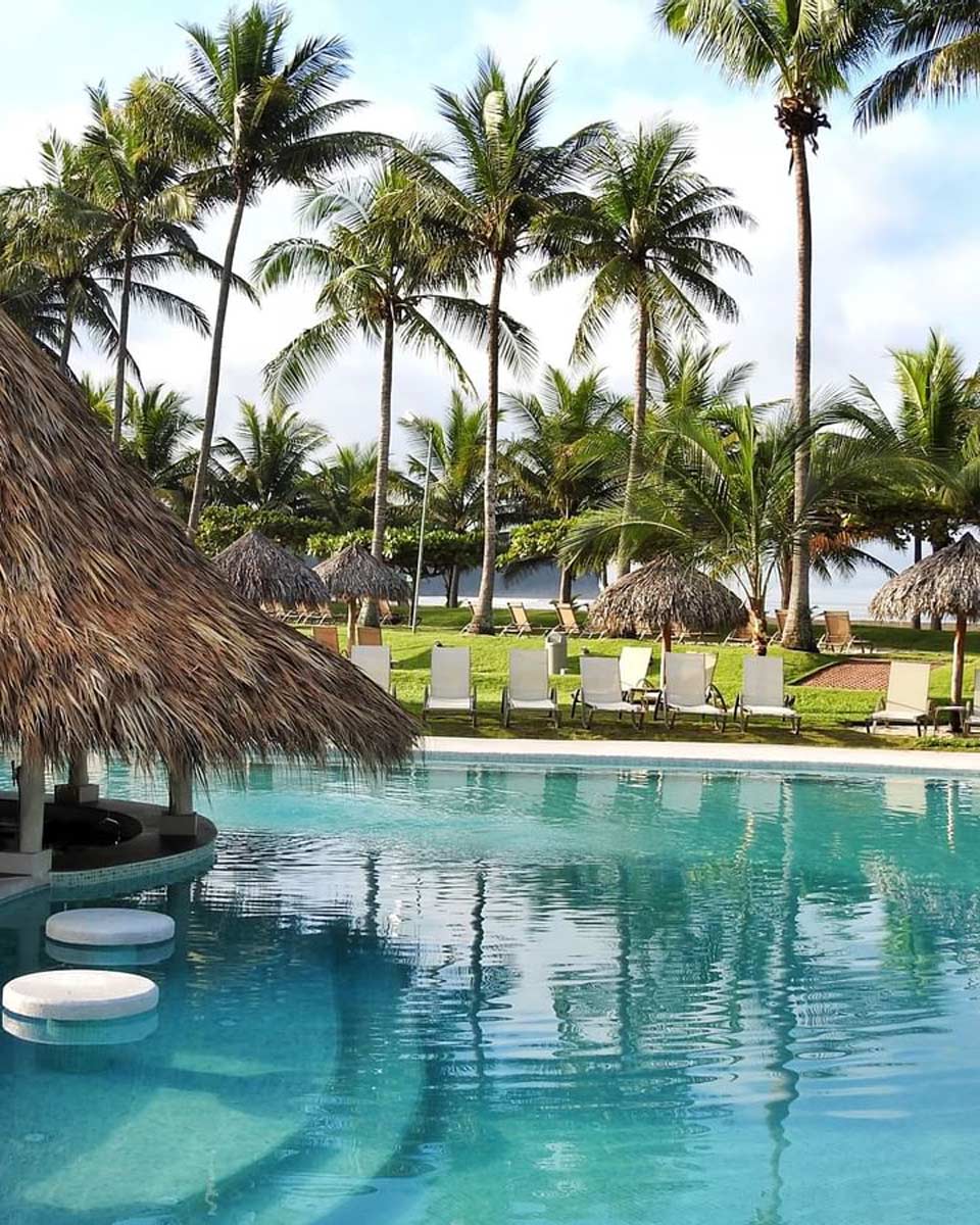Swimming pool at Fiesta Resort All Inclusive Central Pacific in Costa Rica