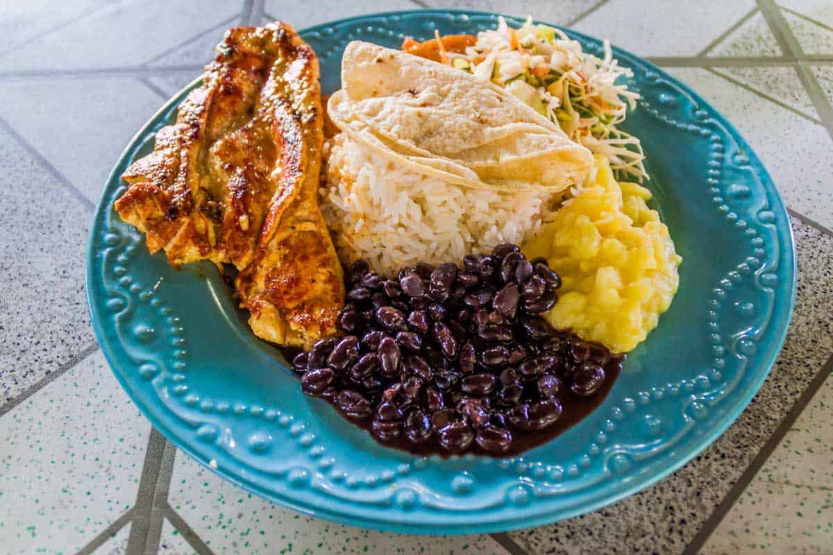A-plate-of-Costa-Rican-food-La-Fortuna
